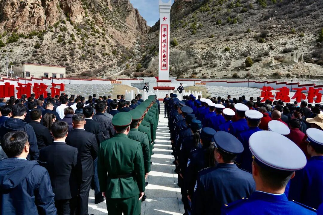 清明2(1).jpg 清明2(1).jpg